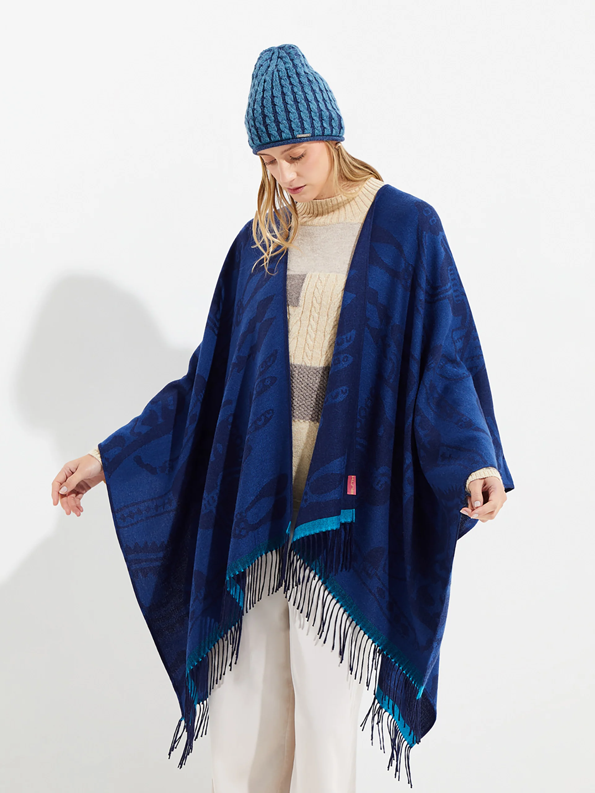 Nazca - 45 Cape Royal Alpaca Color Blue - Image 8