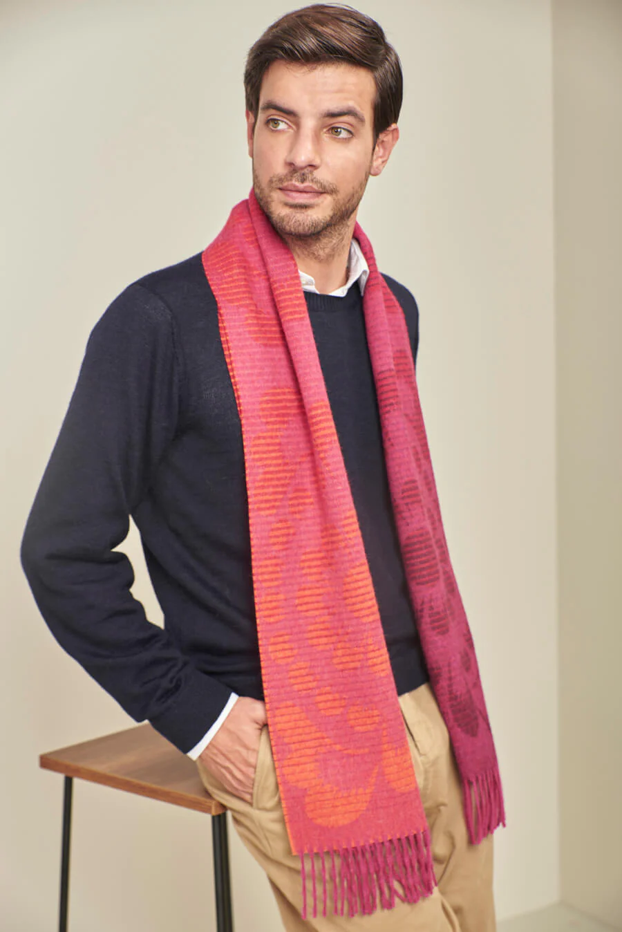 Unfold Scarf Baby Alpaca Color Fucsia - Image 4