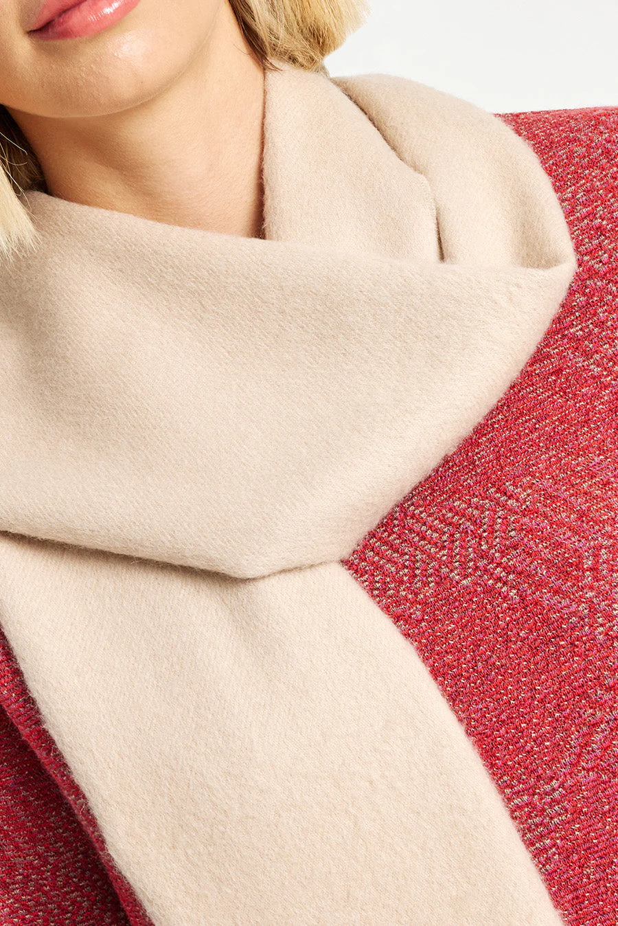 Wenzell Scarf Baby Alpaca Color Beige - Image 3