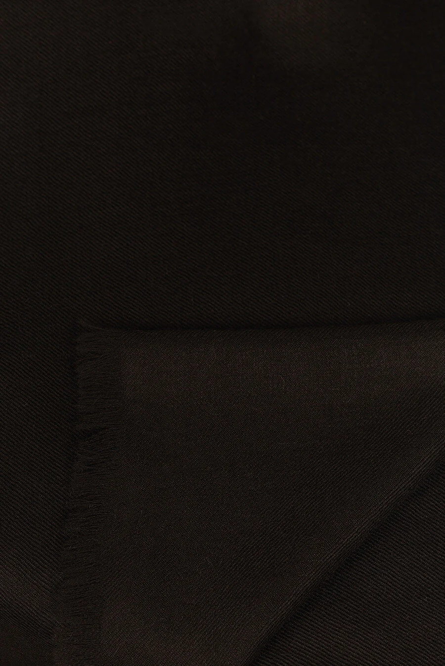 Amareto Shawl Baby Alpaca Color Black - Image 4