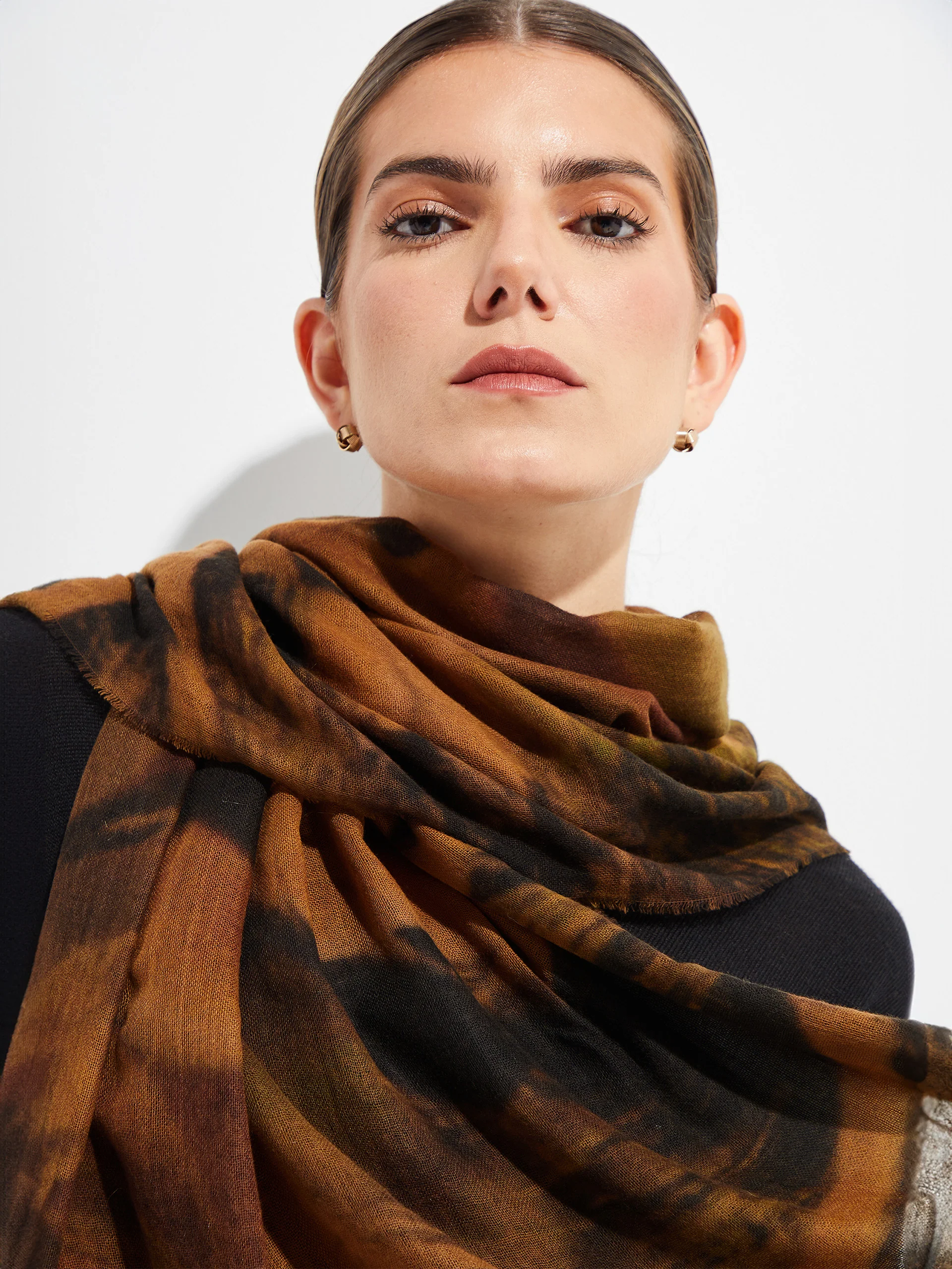 Belinda Shawl Vicuña Color Camel - Image 3