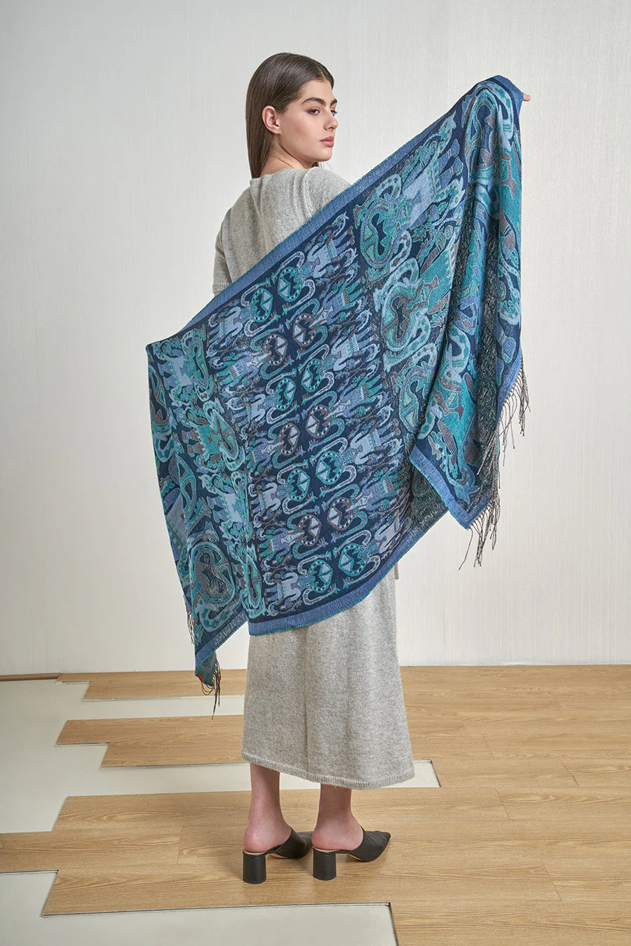 Nazca - 11 Shawl Baby Alpaca Color Blue - Image 3