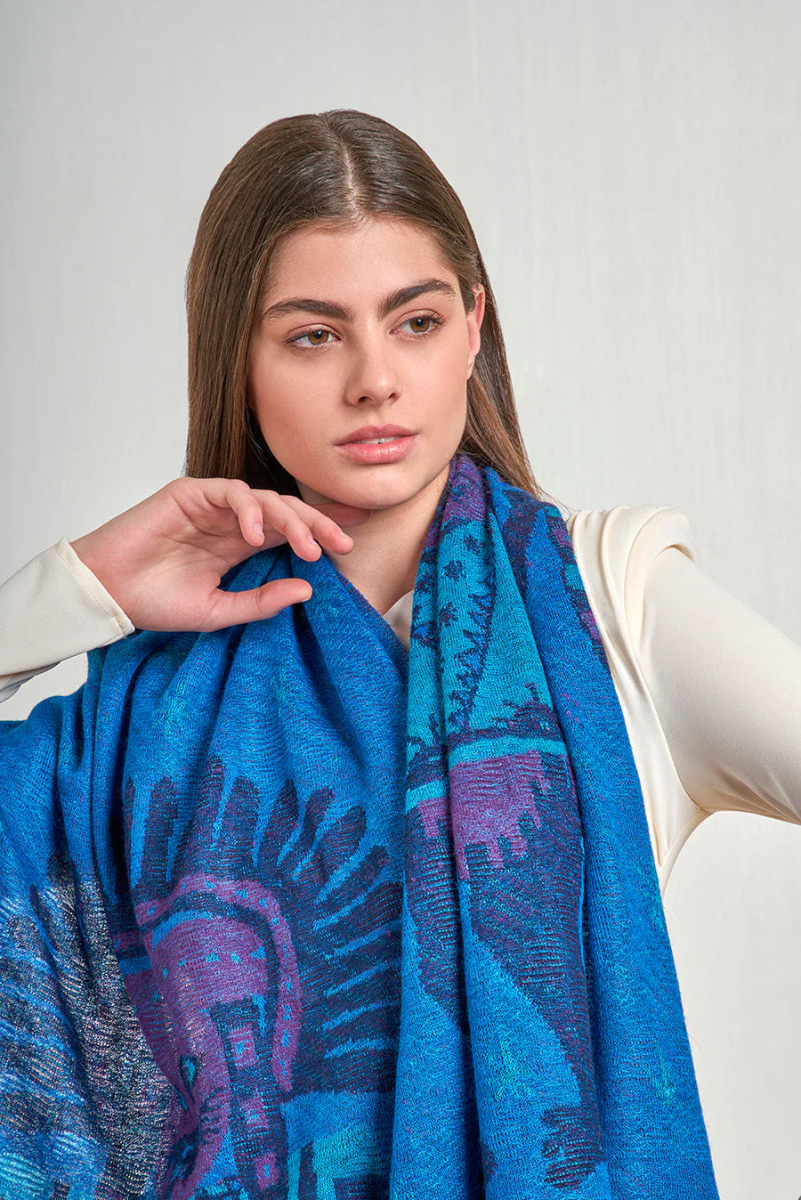 Nazca - 50 Shawl Baby Alpaca Color Blue - Image 4