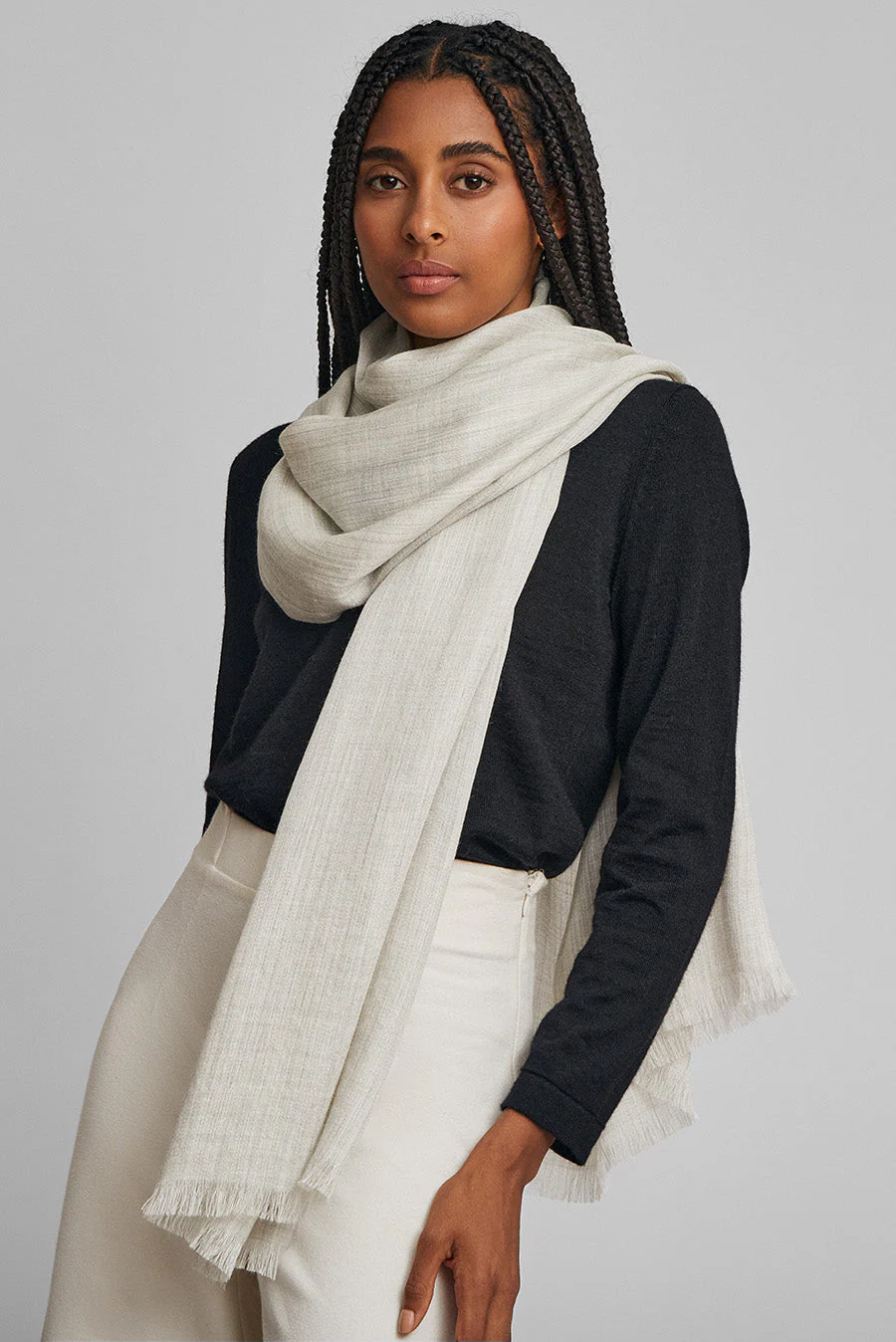 Teaberry Eco Shawl Baby Alpaca Color Grey Claro