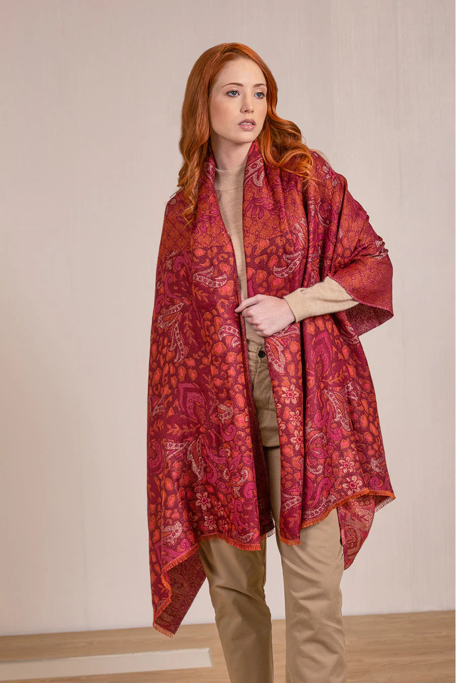 Verdino Shawl Baby Alpaca Color Red
