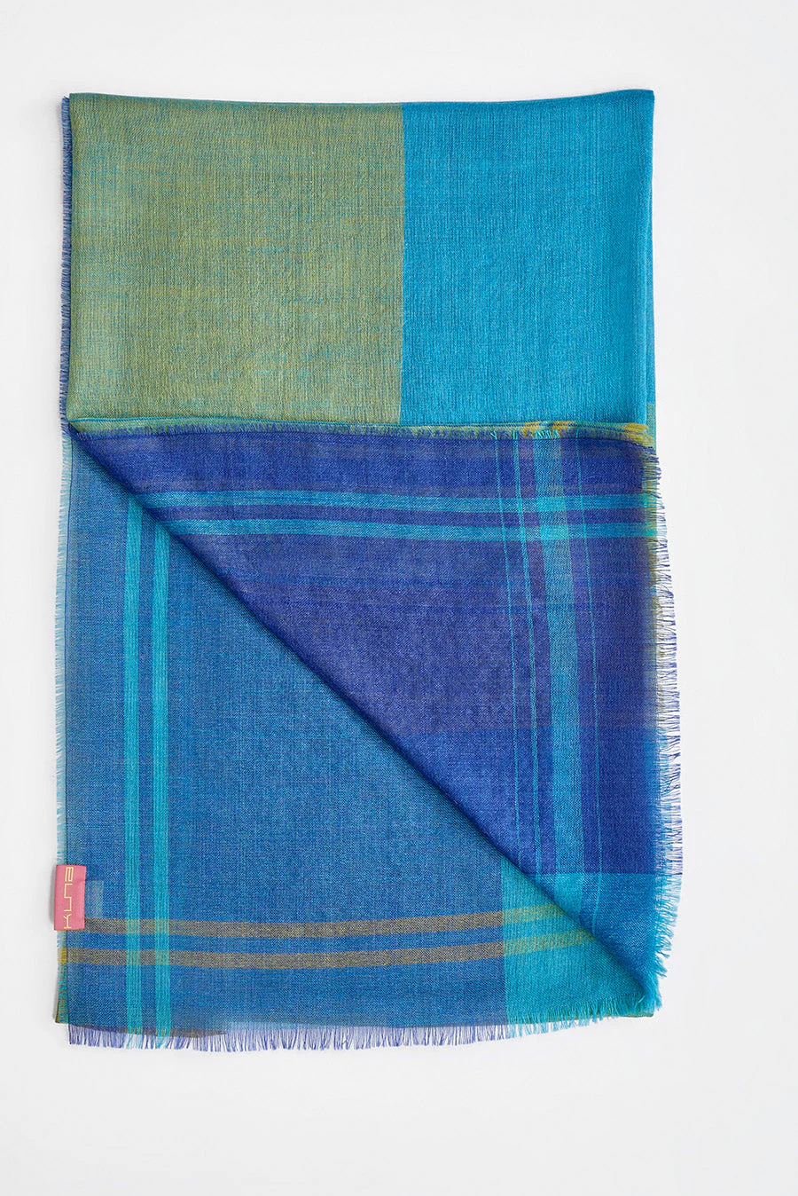 Wuatia Shawl Baby Alpaca Color Blue - Image 2