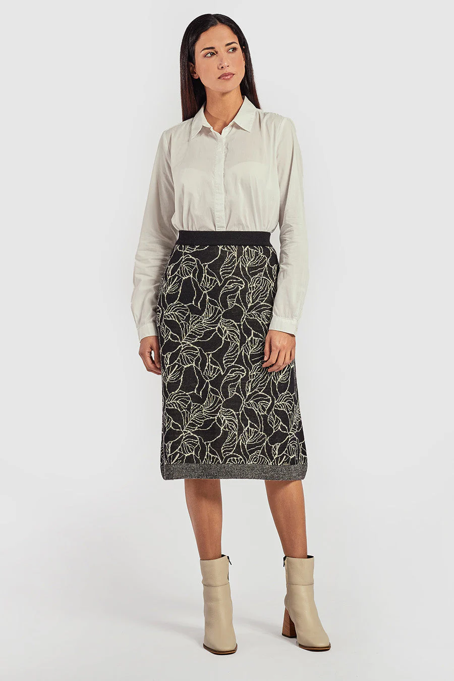 Weiss Skirt Baby Alpaca Color B&W - Image 10