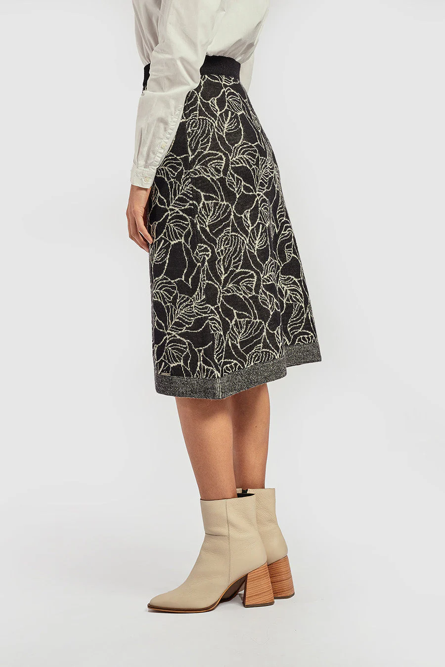 Weiss Skirt Baby Alpaca Color B&W - Image 9