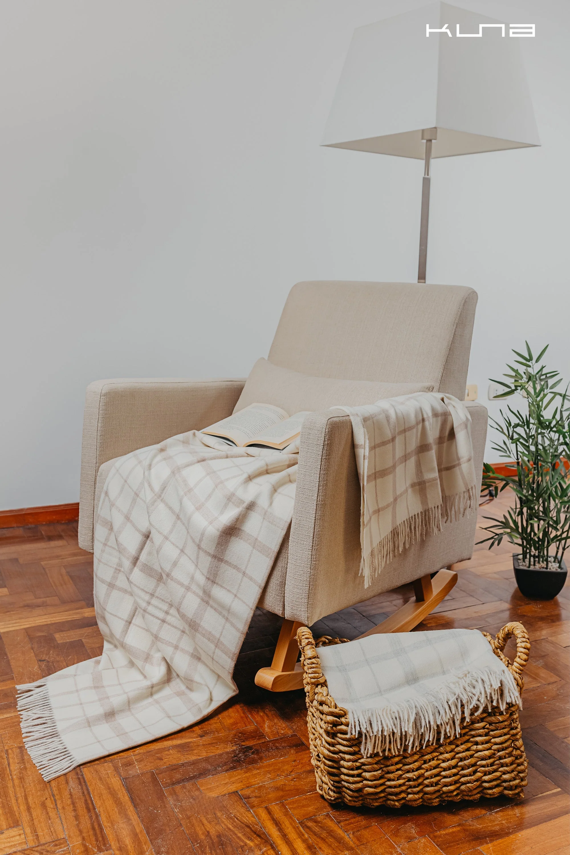 Vinicuna Blanket Baby Alpaca Color Ecru & Beige