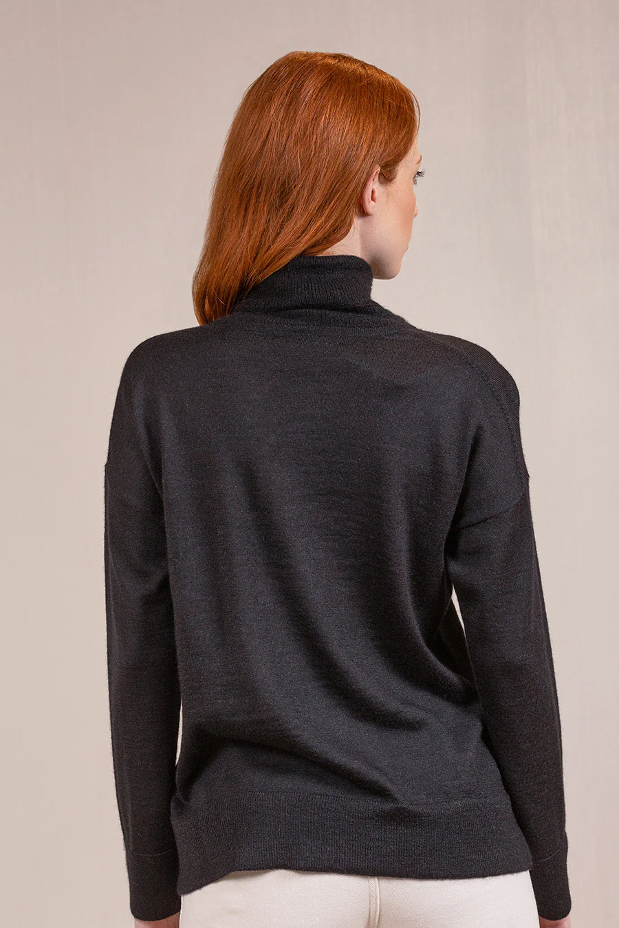Velvet Sweater Baby Alpaca Color Black - Image 2