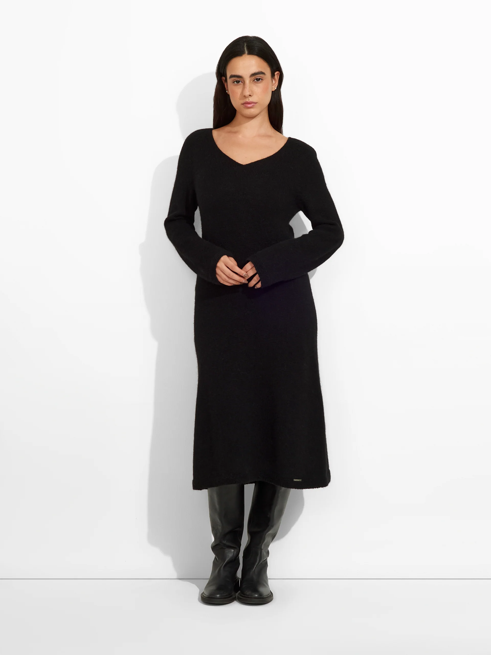 Zafina Dress Baby Alpaca Color Black - Image 4