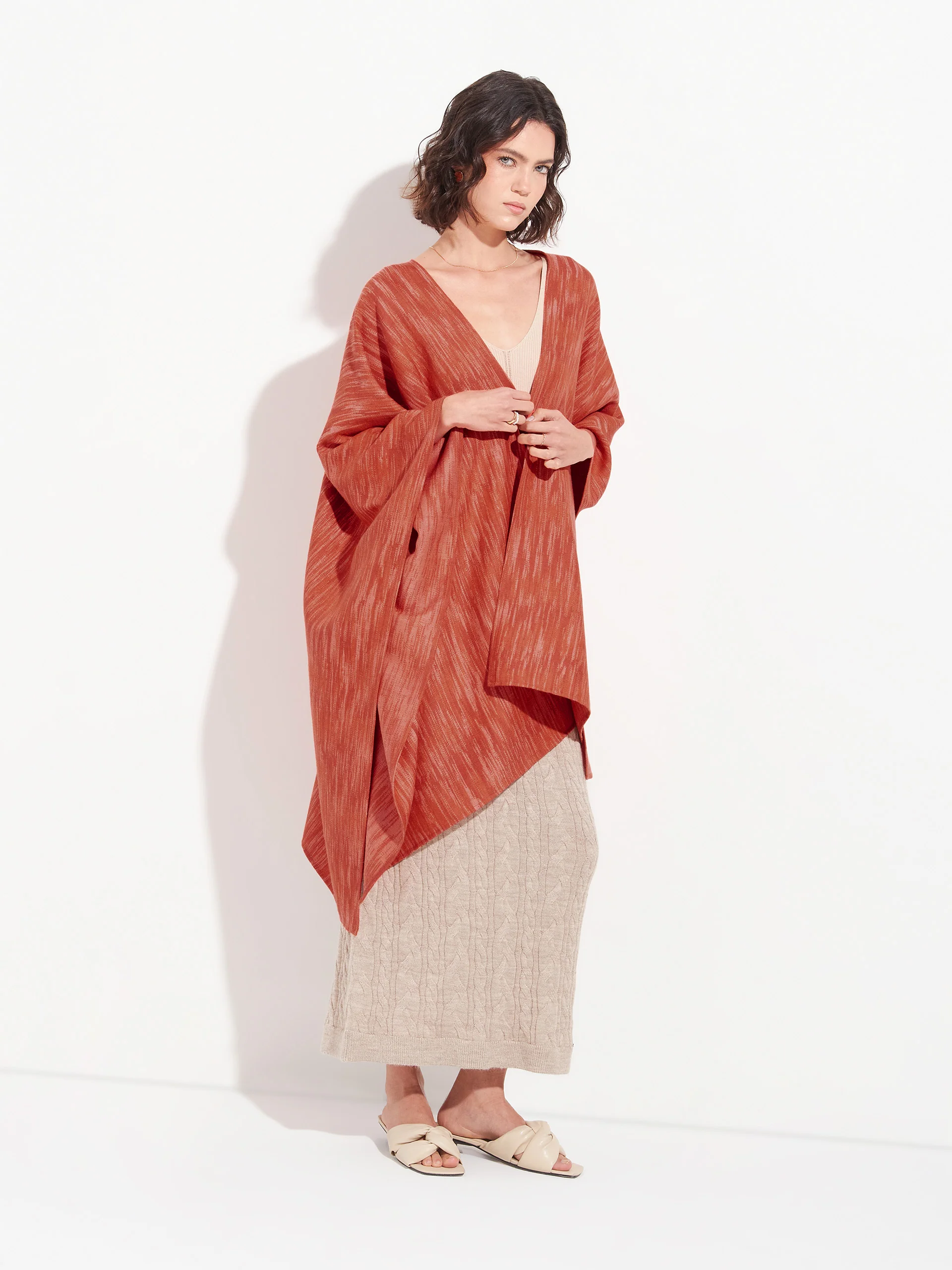 Zareli Cape Baby Alpaca Color Orange - Image 4