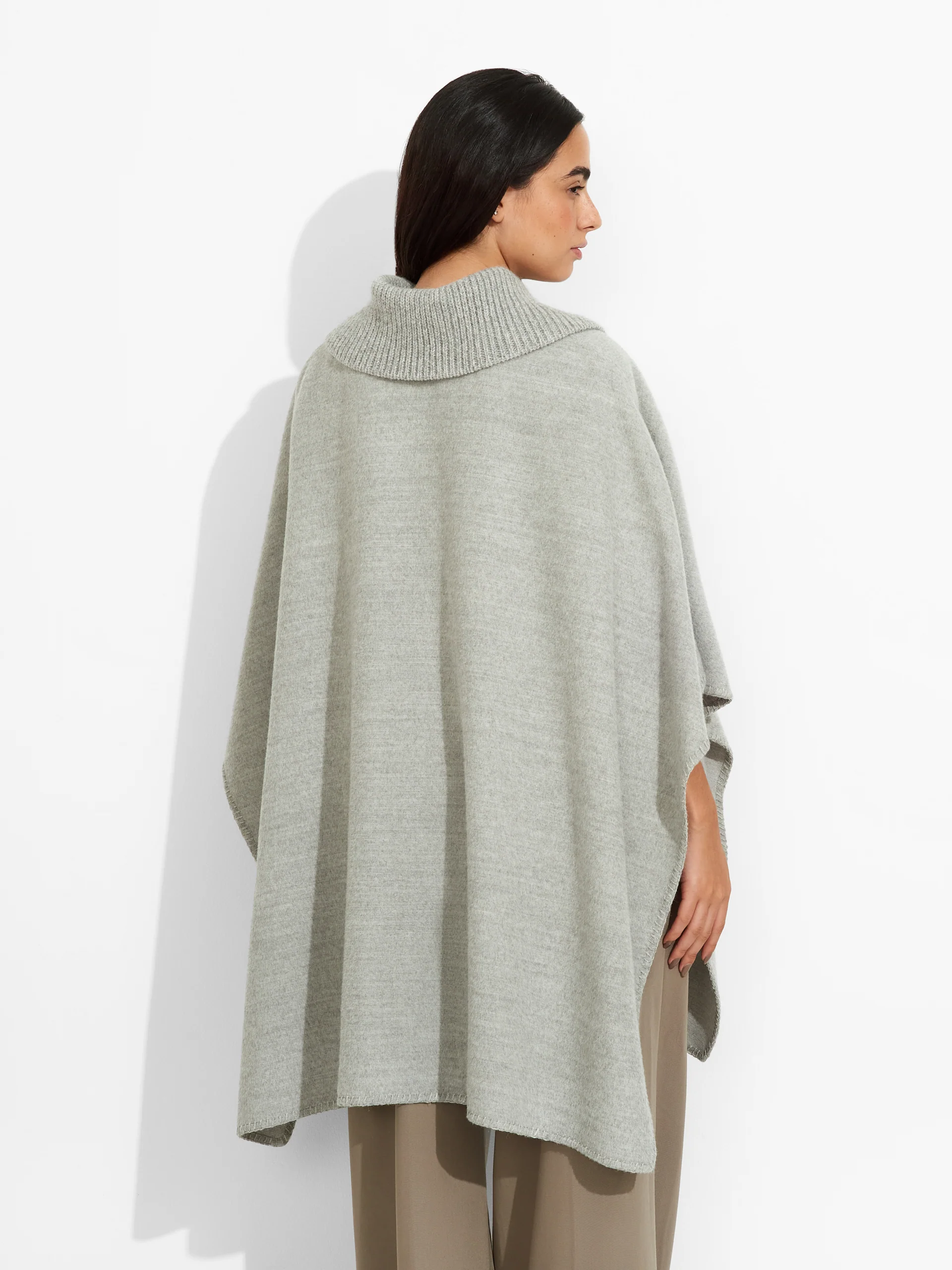 Zendaya  Baby Alpaca Color Brown - Image 3
