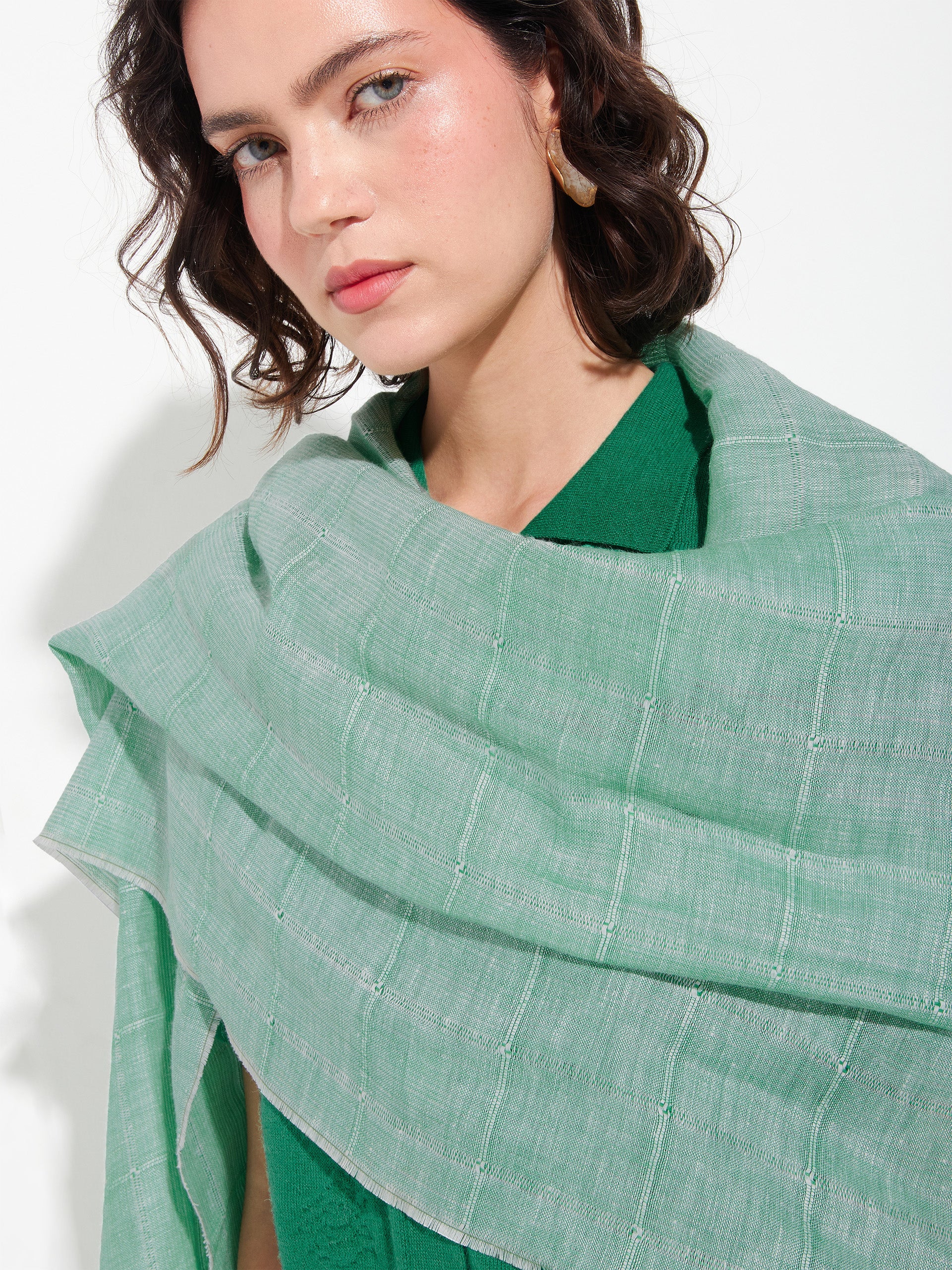 Zoda Shawl Baby Alpaca Color Green - Image 3